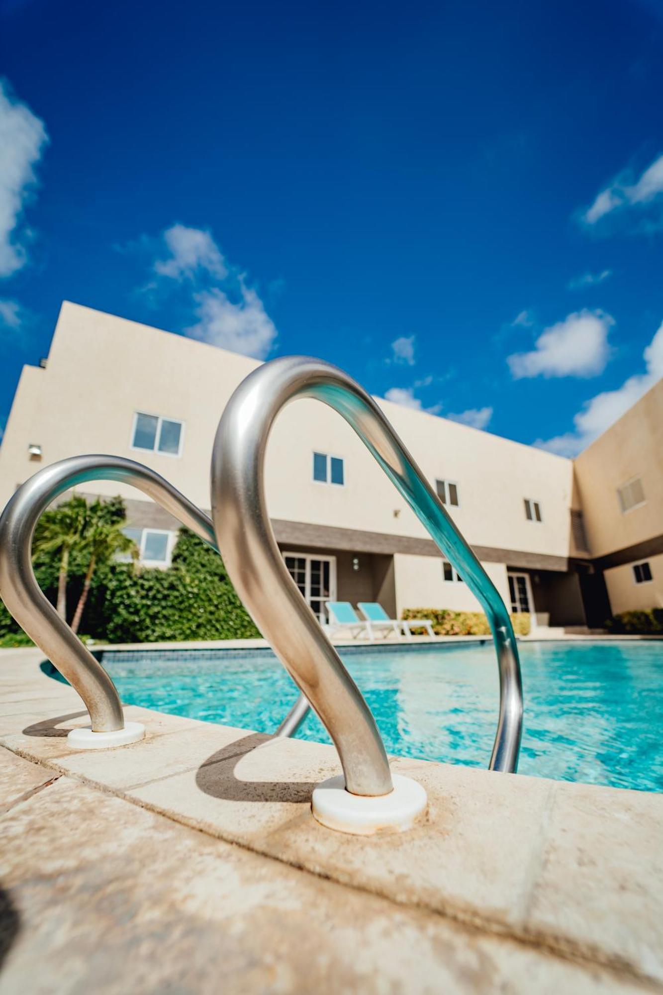 Hotel Rh Boutique Aruba オラニエスタッド エクステリア 写真
